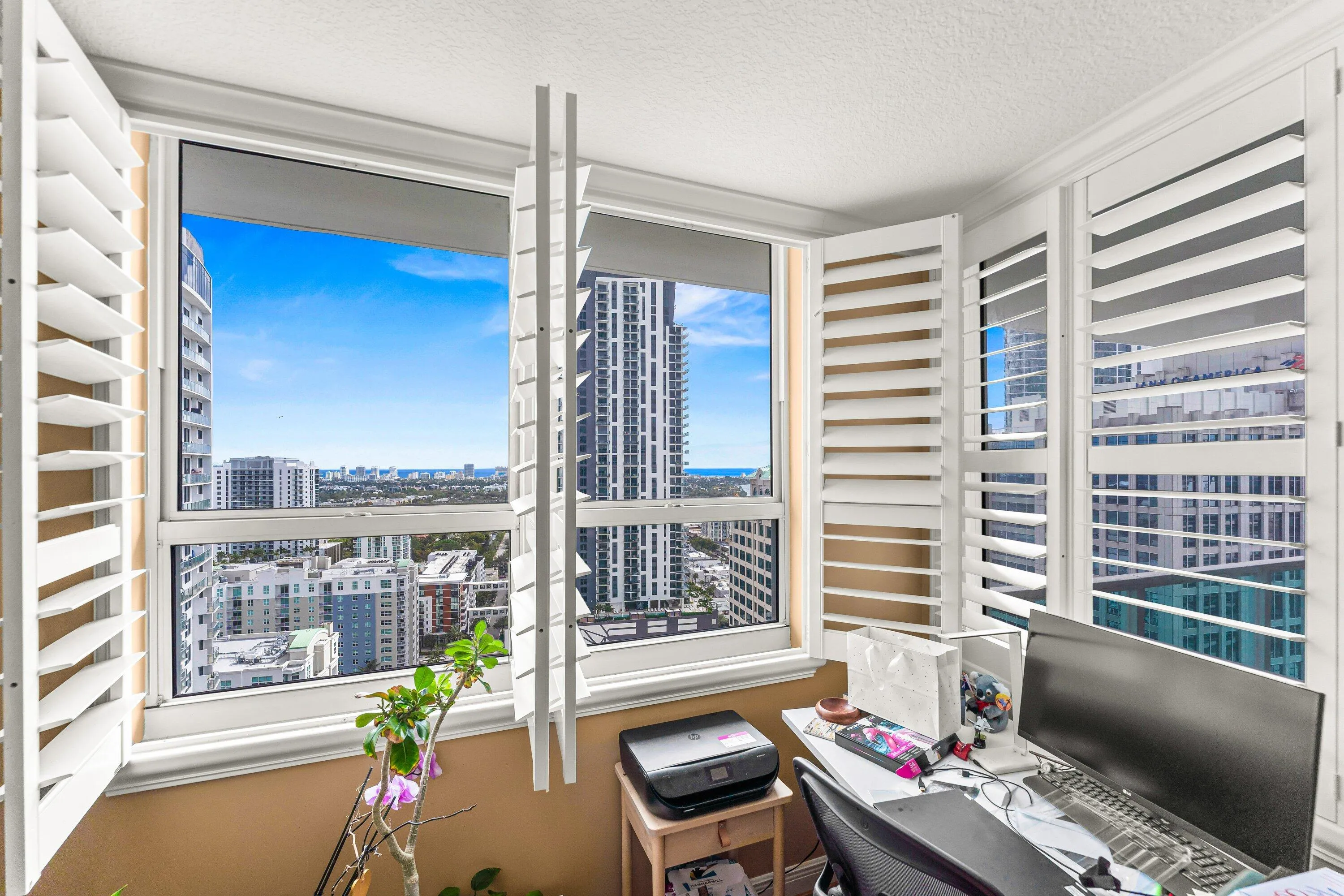 025-350Southeast2ndStreet-2860-FortLaude