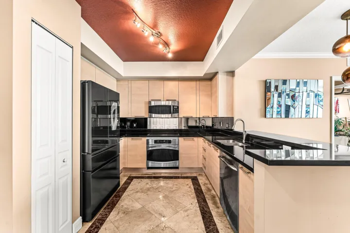 008-350Southeast2ndStreet-2860-FortLaude