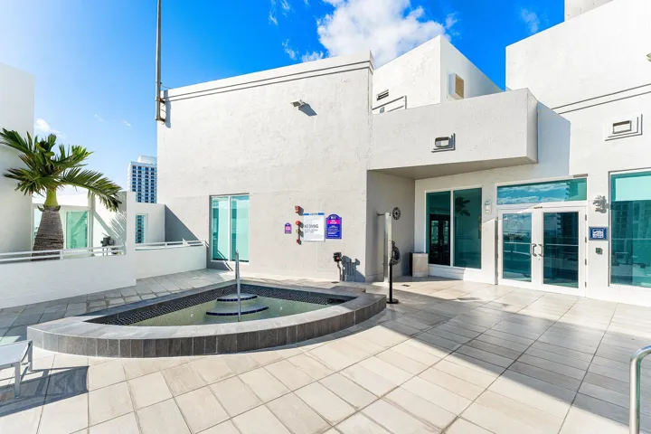 047-350Southeast2ndStreet-2860-FortLaude