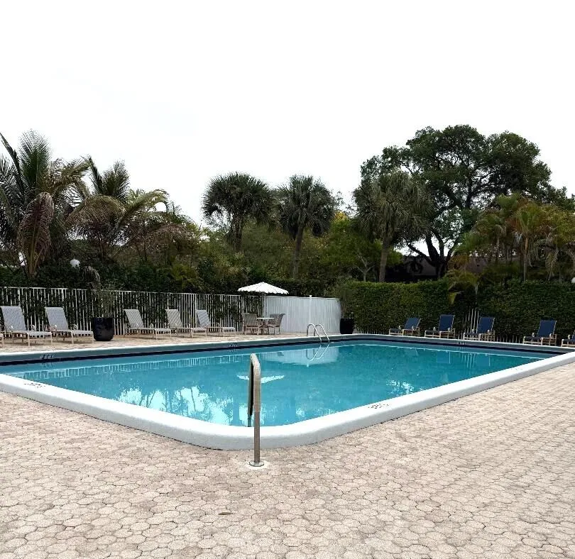 pool1