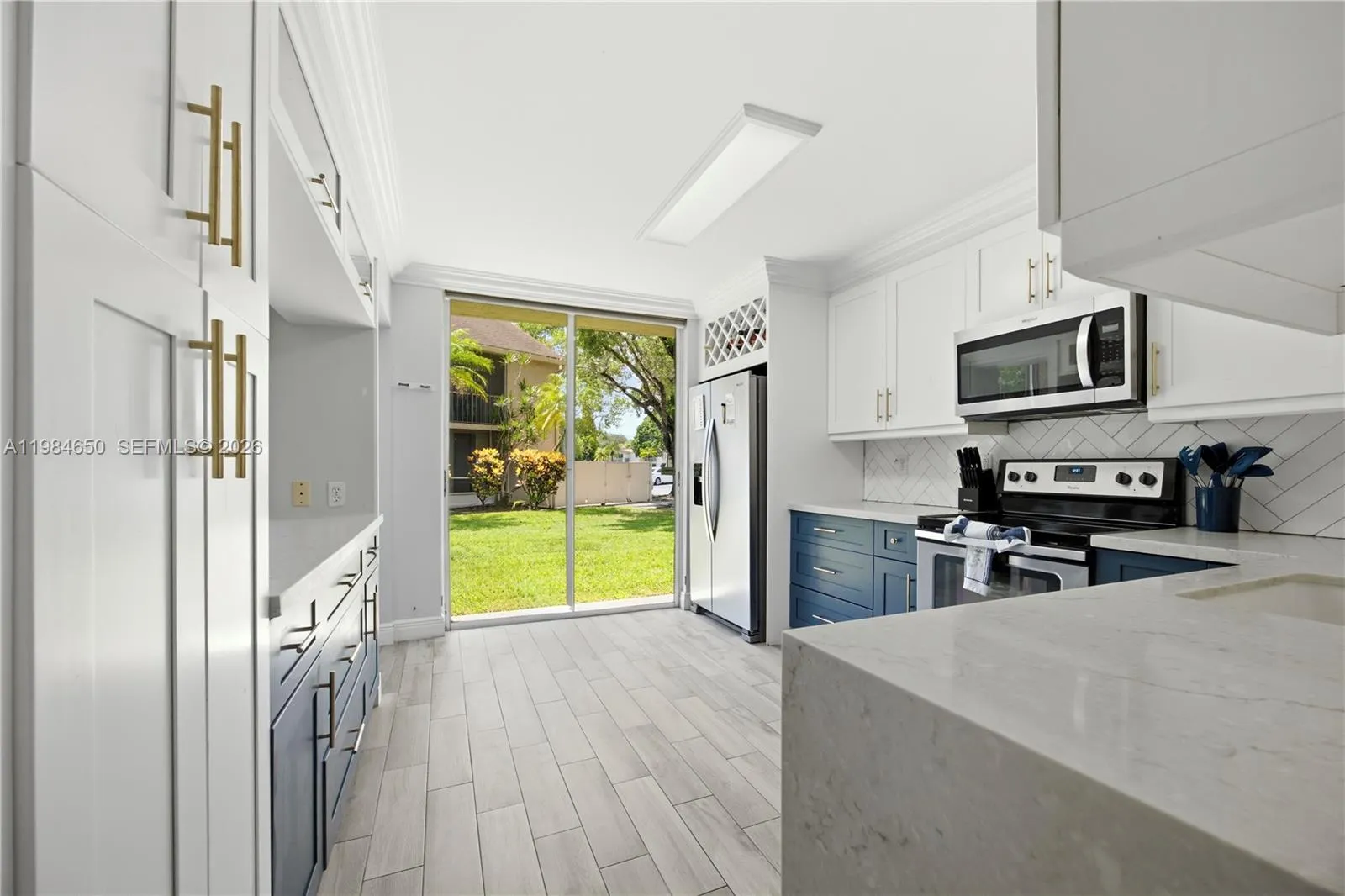 New quartz countertops, with waterfall finish