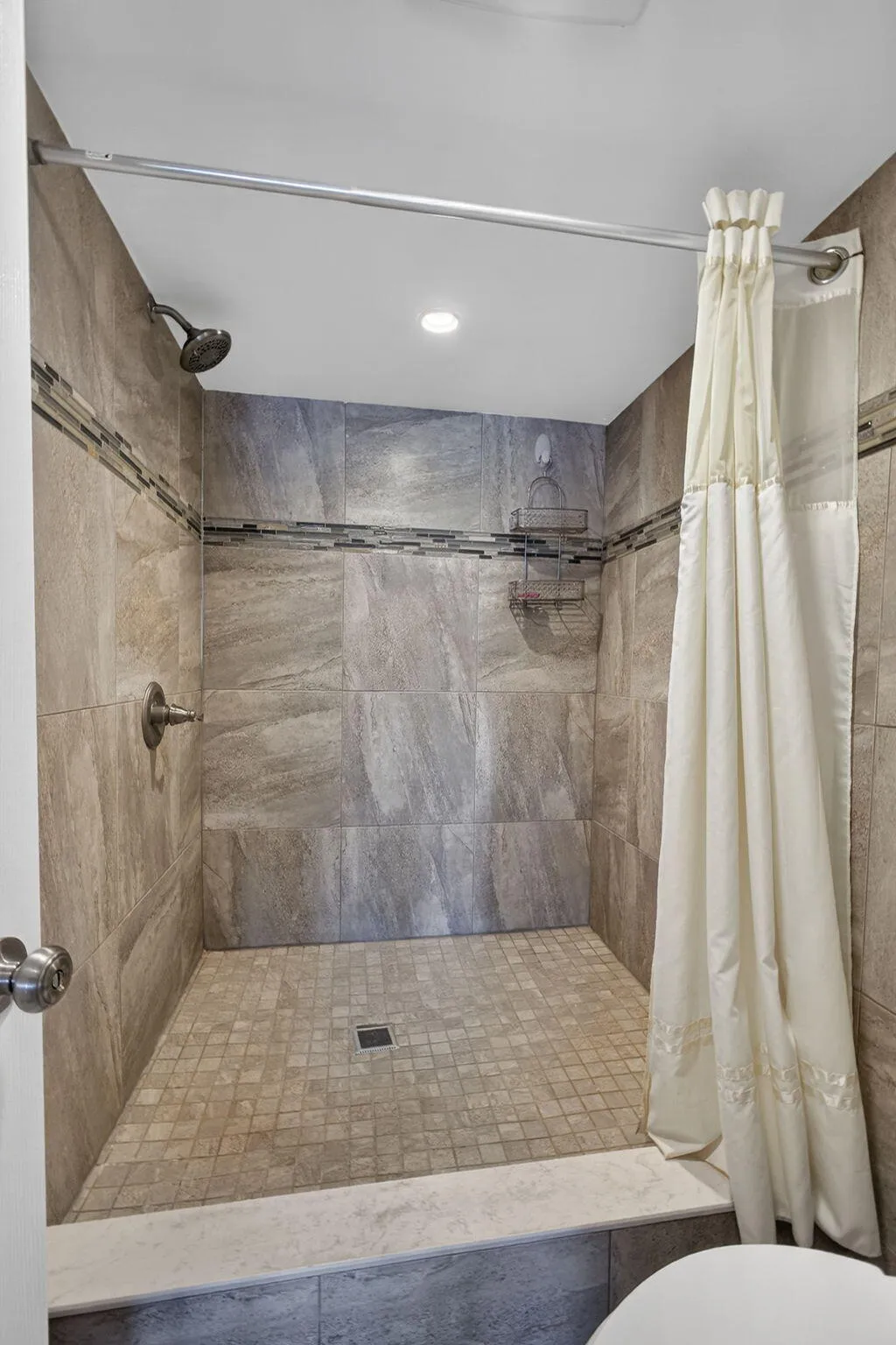 24-web-or-mls-5D1A0526