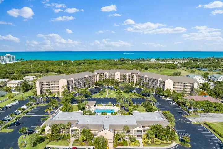 Jupiter Bay East