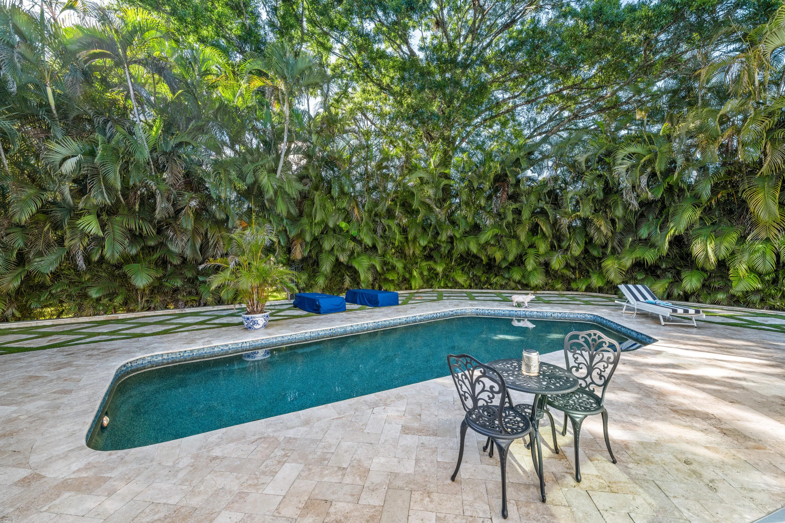 15161 Collecting Canal Rd-print-208-103-