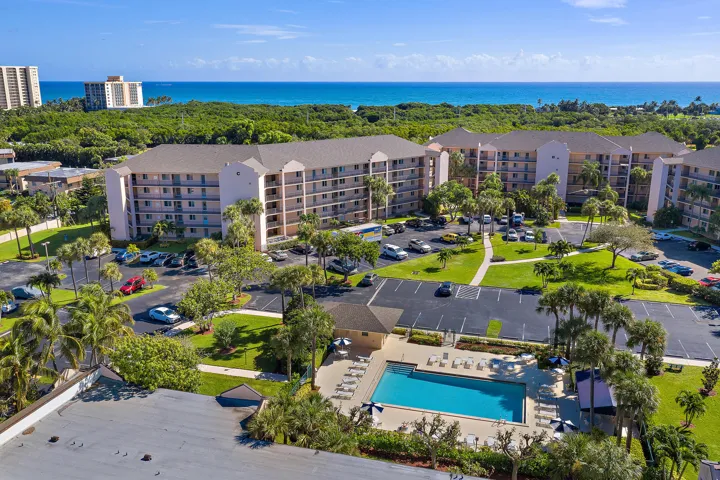 Jupiter Bay East