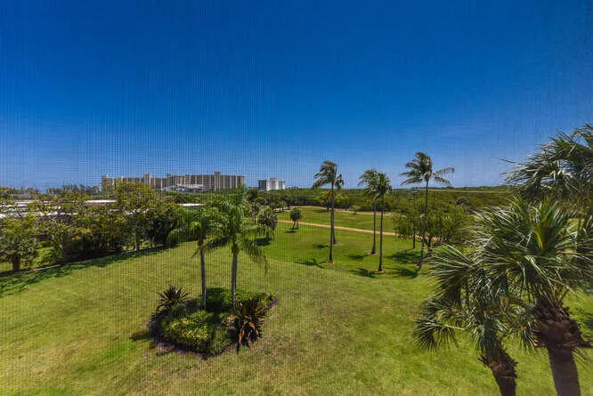 275 Palm Ave Apt C406 Jupiter-small-024-
