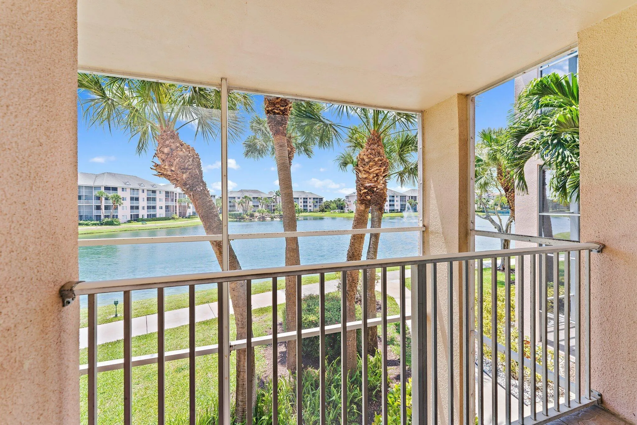 023-353US1NA105-Jupiter-FL-33477-SMALL