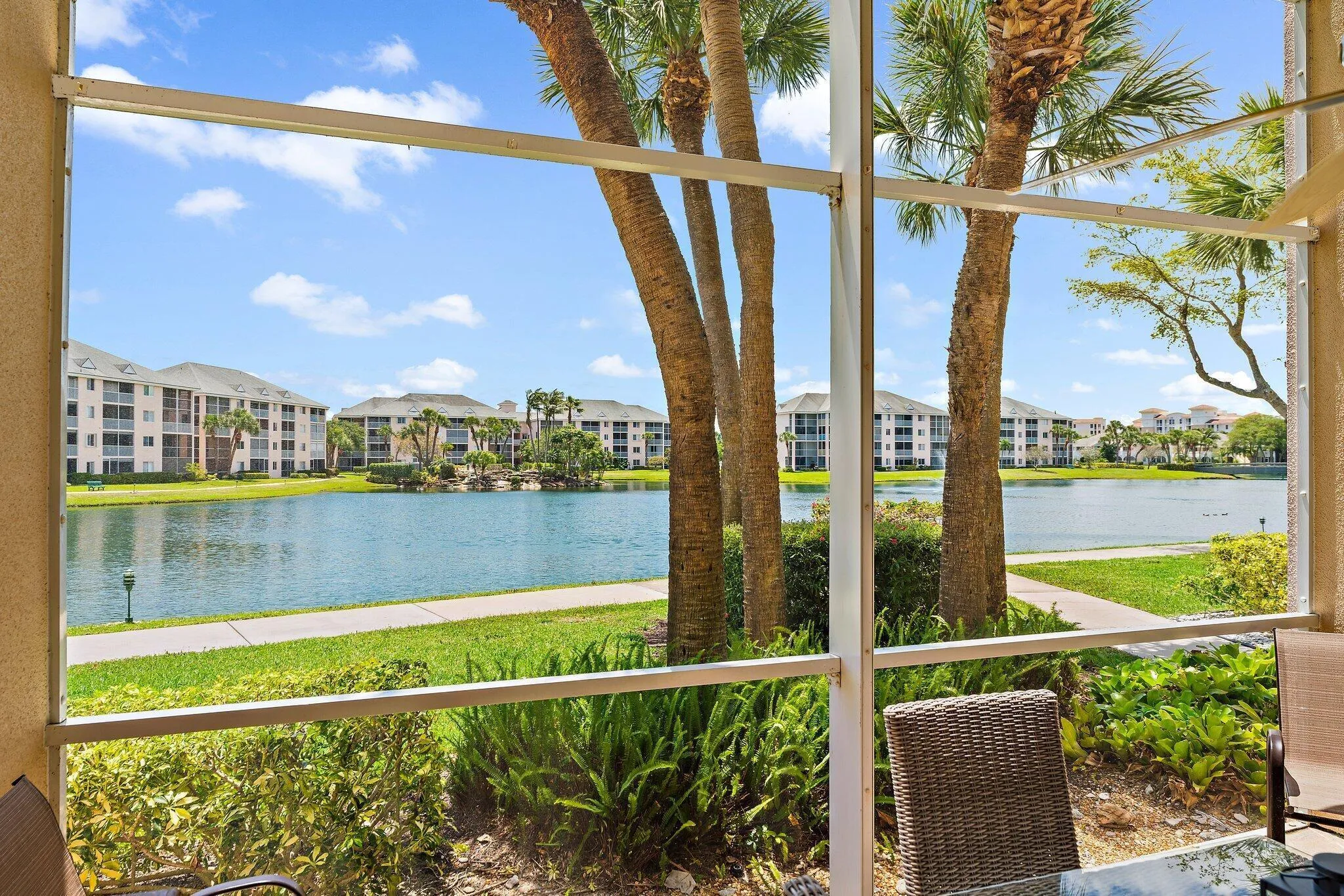 018-353US1NA105-Jupiter-FL-33477-SMALL
