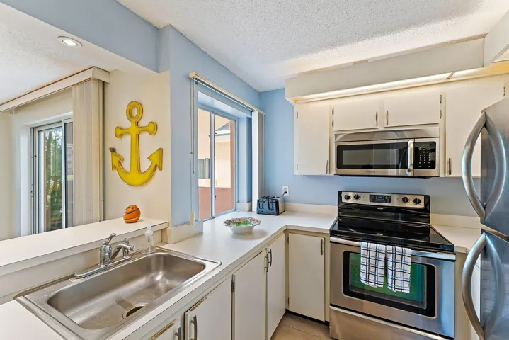 004-353US1NA105-Jupiter-FL-33477-SMALL