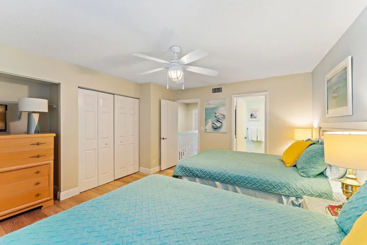 028-353US1NA105-Jupiter-FL-33477-SMALL