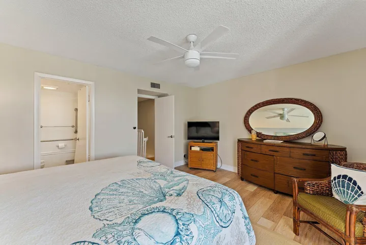 022-353US1NA105-Jupiter-FL-33477-SMALL
