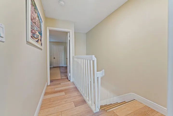 019-353US1NA105-Jupiter-FL-33477-SMALL
