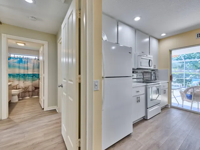 Kitchen to 2nd Full Bath