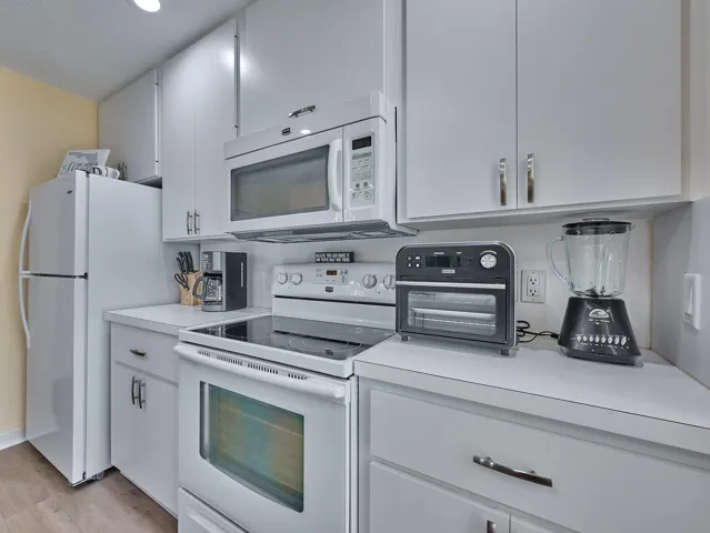 Kitchen - range