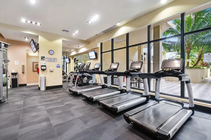 TwoCityPlazaAmenities(17)