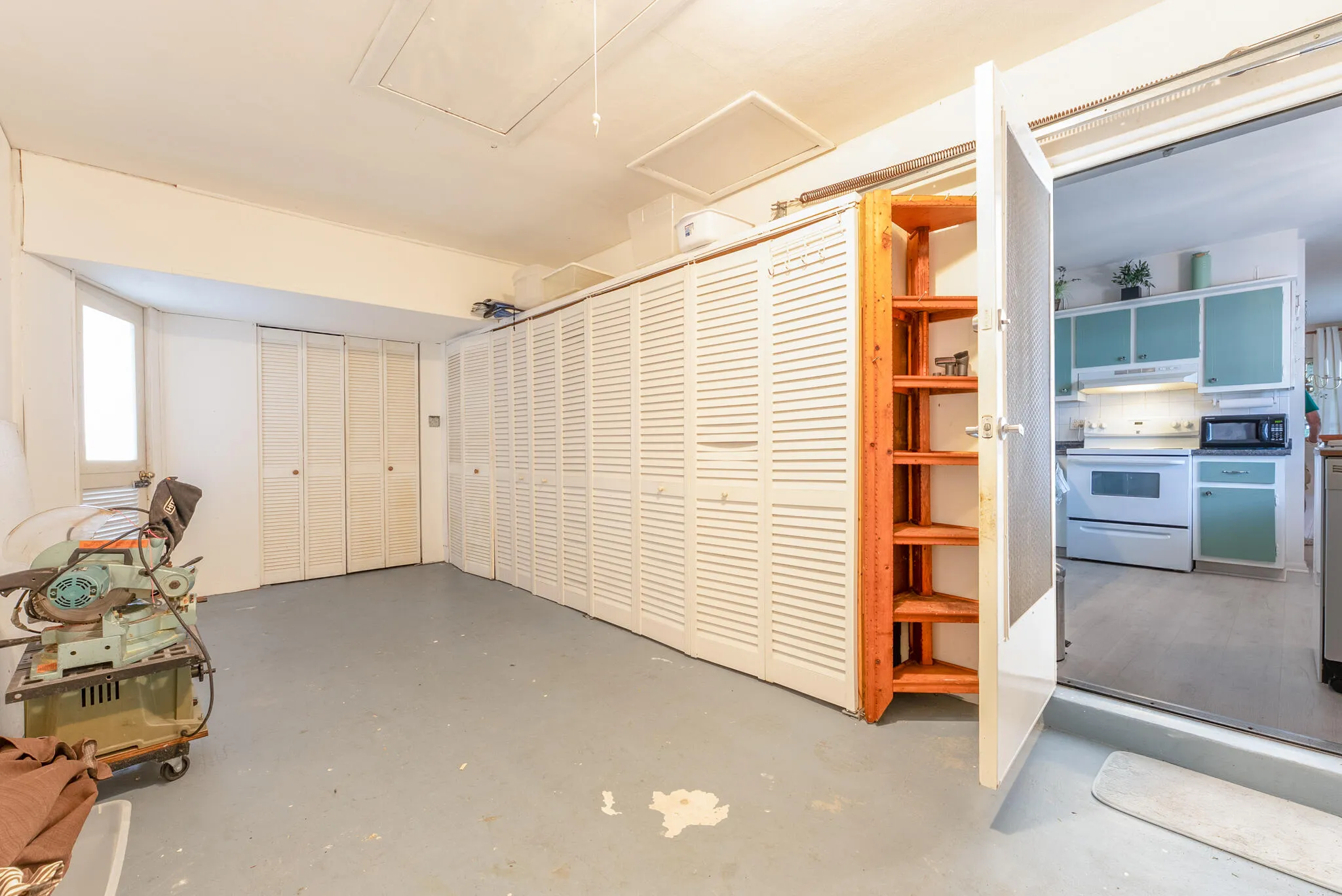 Garage