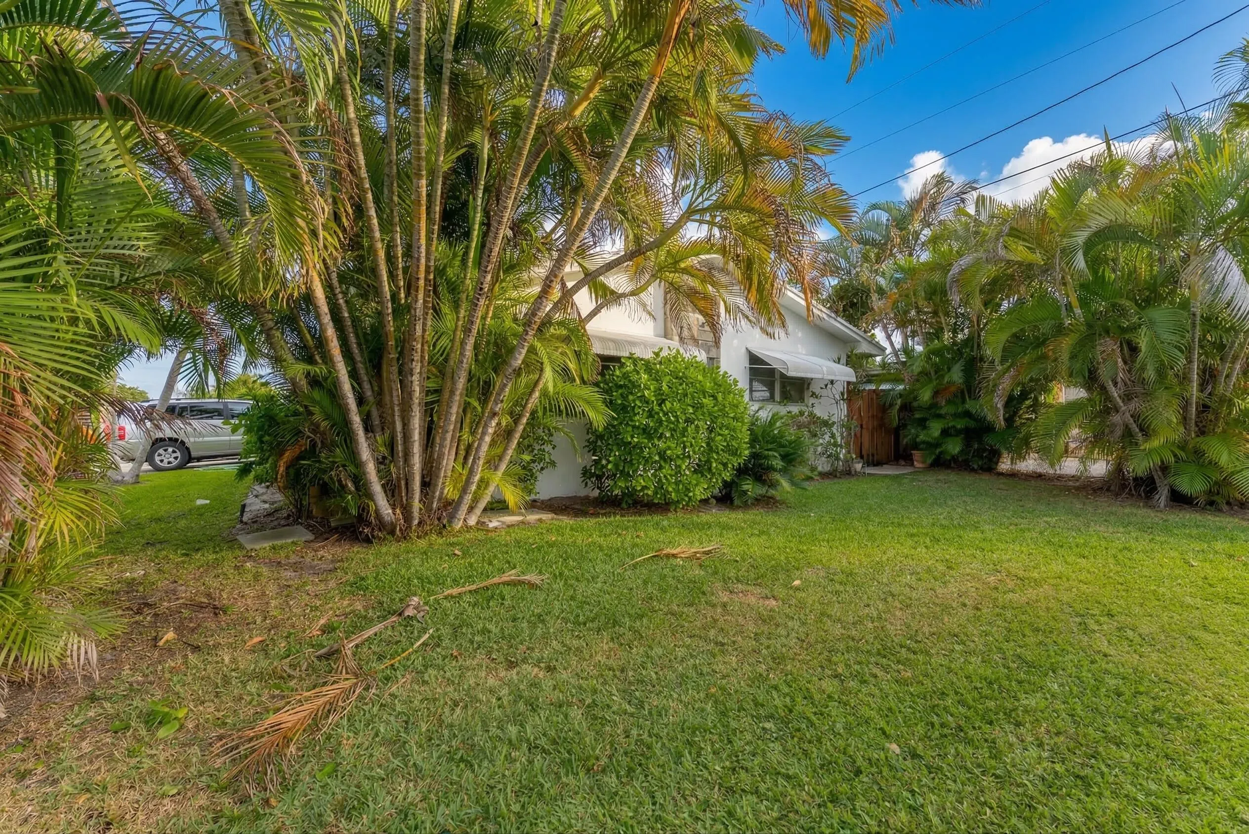 Woolf Realty-722 Ridge Road-0834