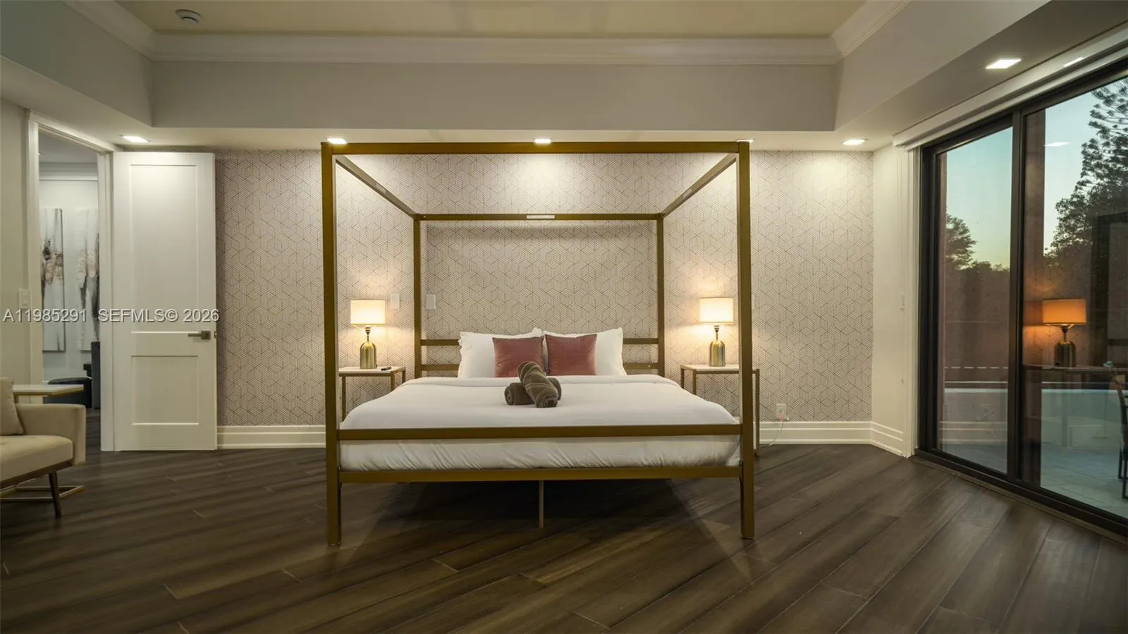 Property photo 32