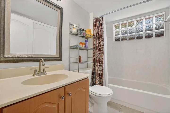 Downstairs Full Bath