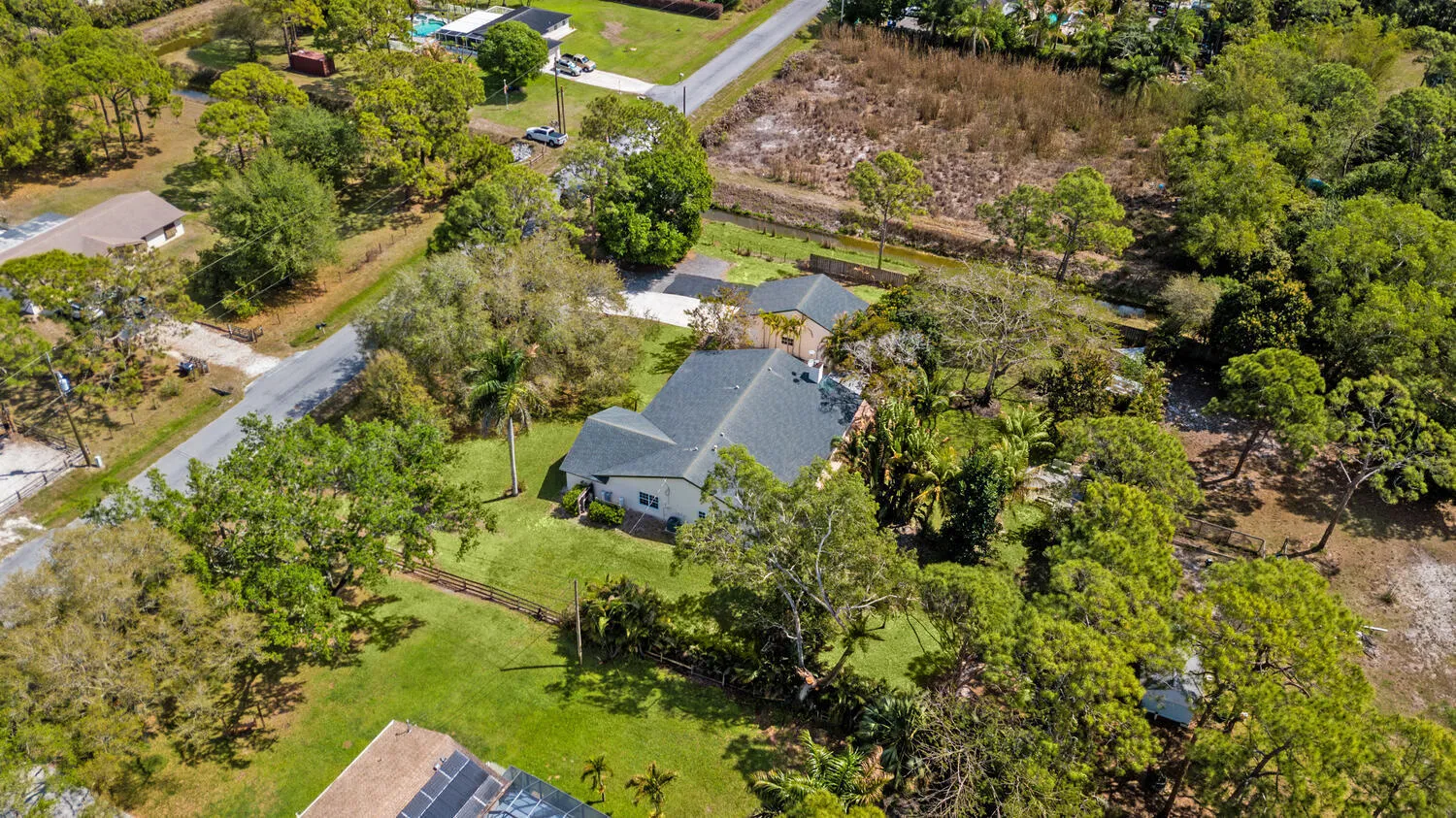 facing side yard