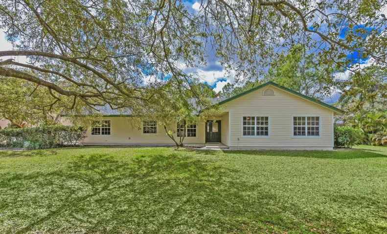 16244 Downers Dr E The Acreage-large-004