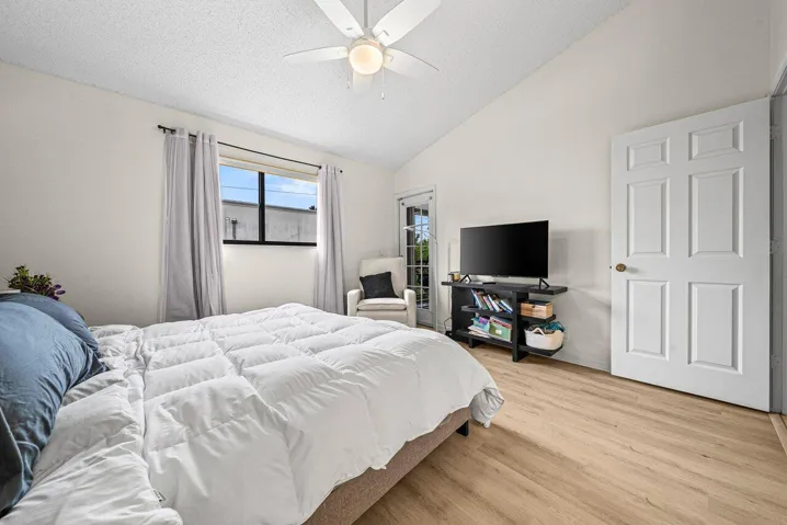 021-16VíaDeCasasSur-BoyntonBeach-FL-3342