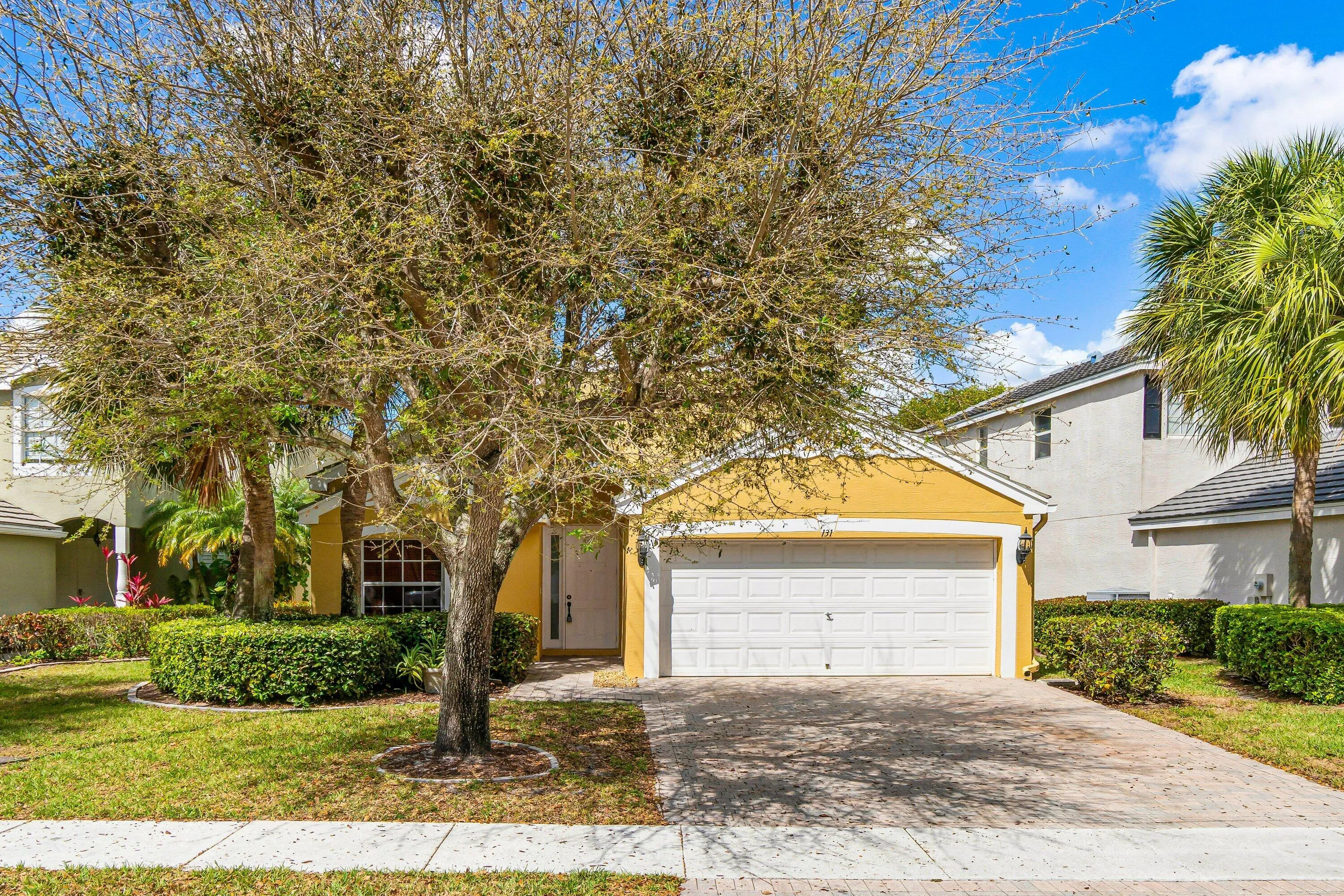 001-131LancasterWay-RoyalPalmBeach-FL-
