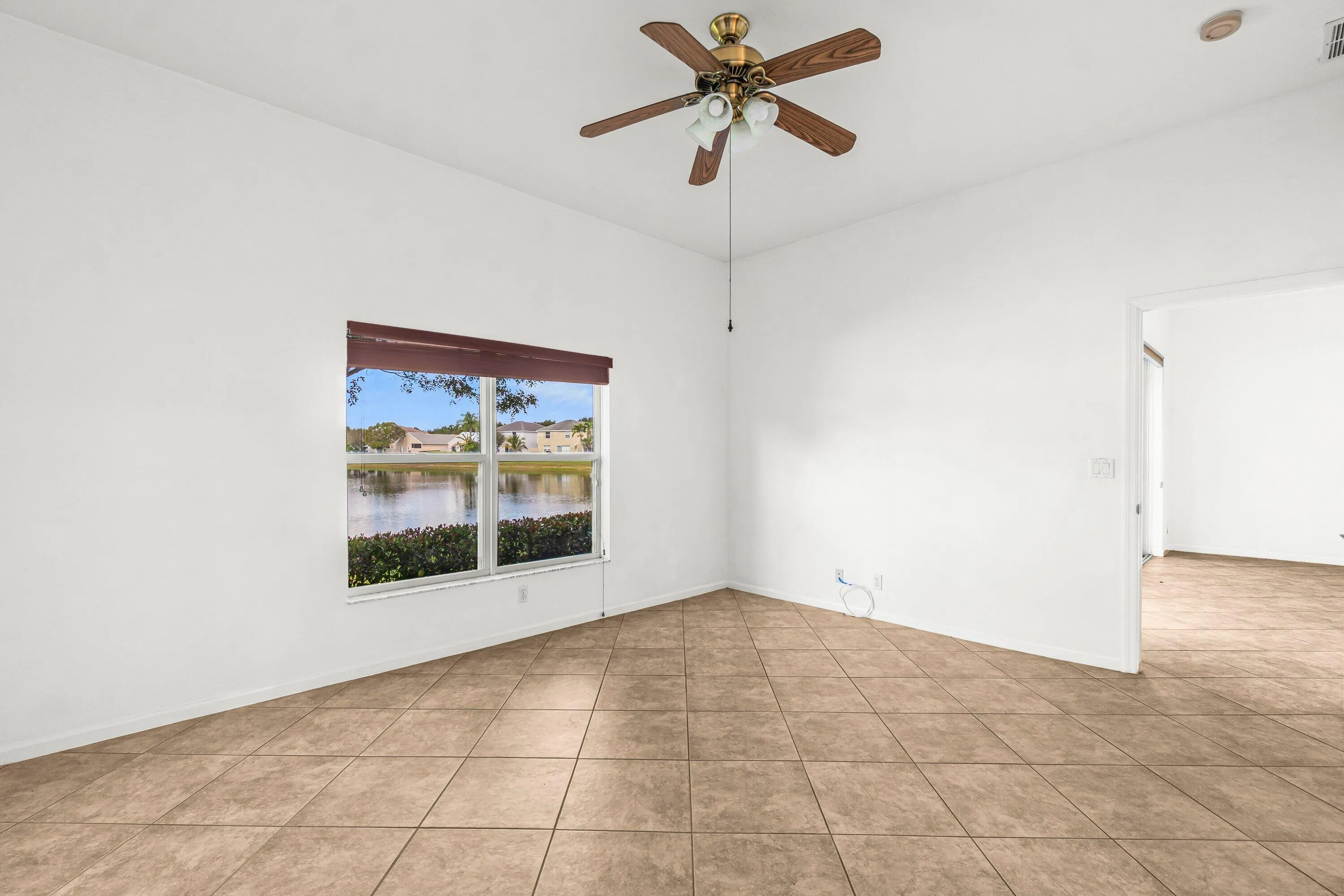 029-131LancasterWay-RoyalPalmBeach-FL-33