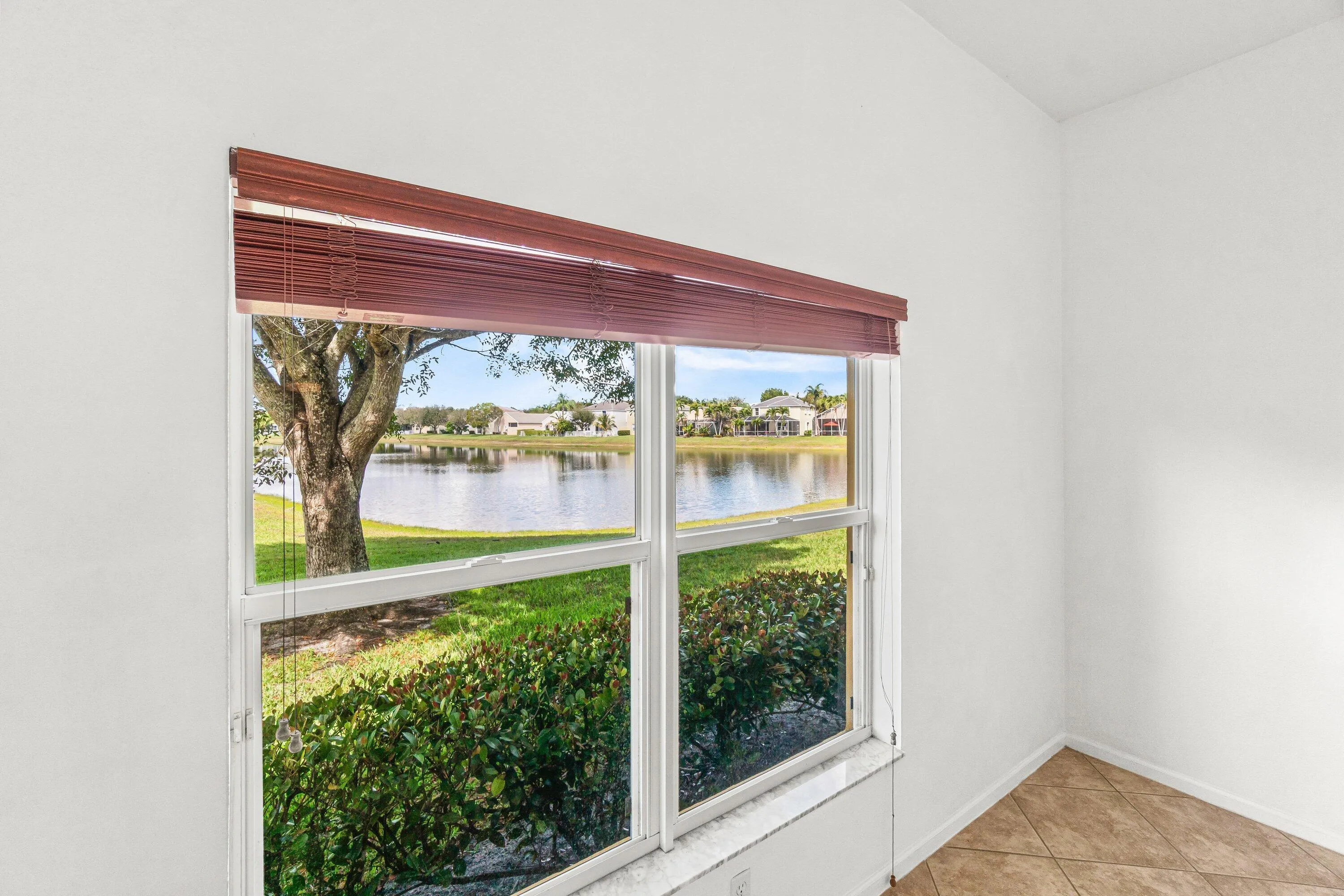 026-131LancasterWay-RoyalPalmBeach-FL-33