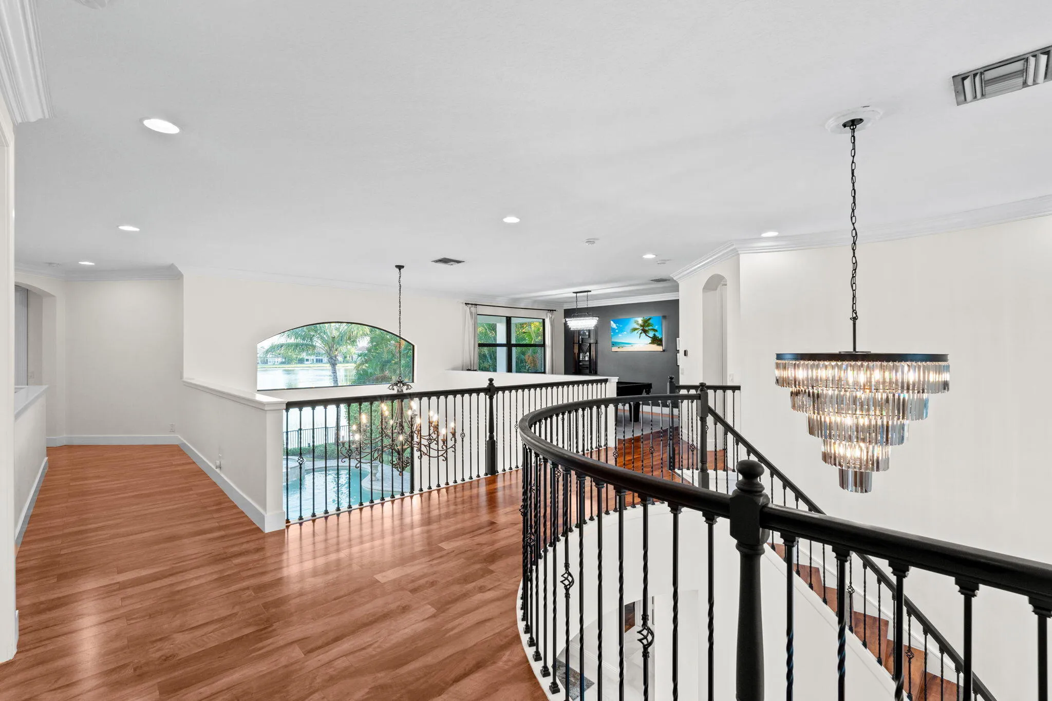 18-web-or-mls-A7403556