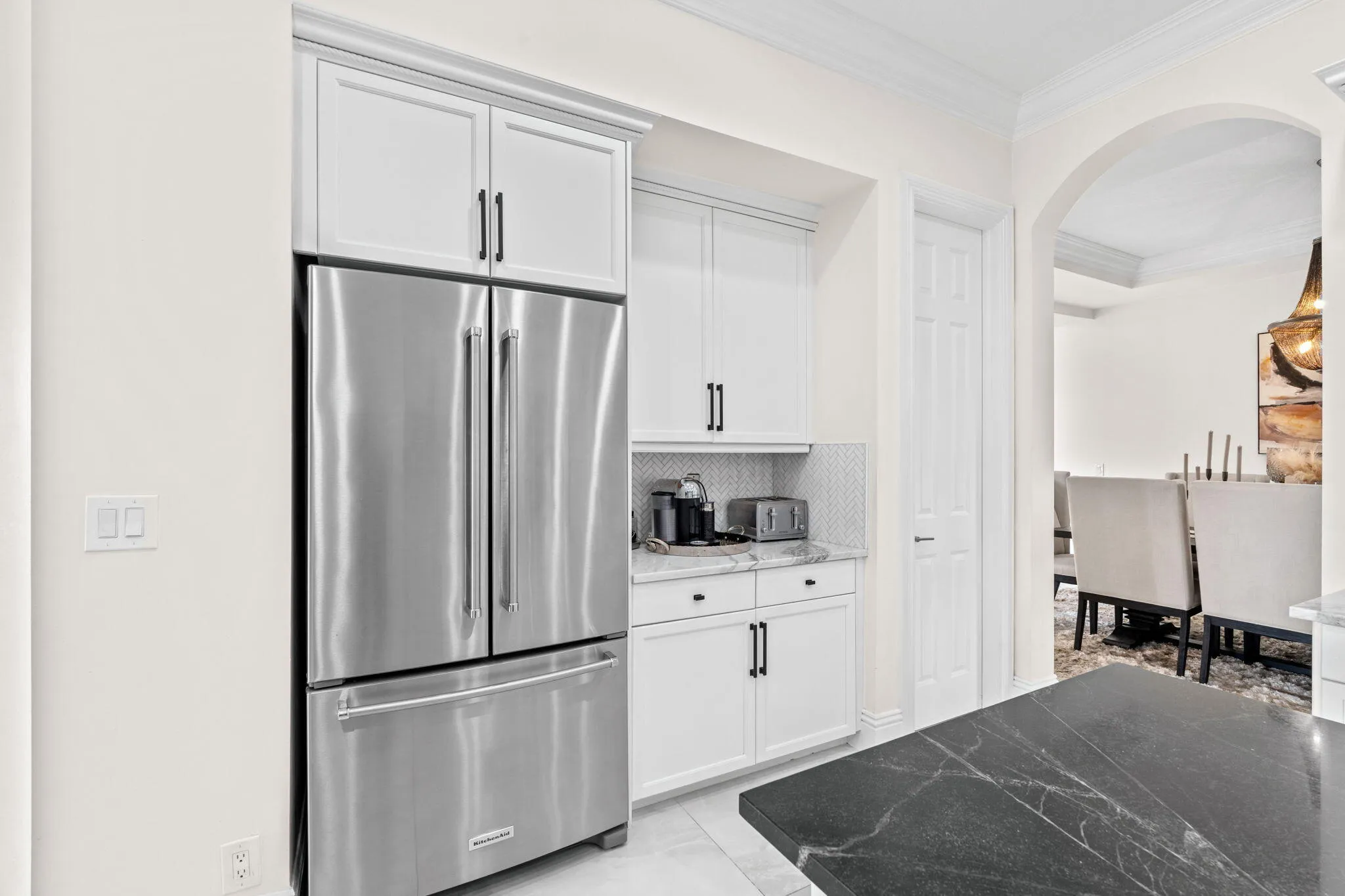 46-web-or-mls-A7403467