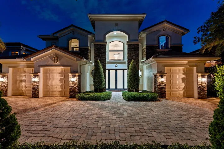 94-web-or-mls-A7403661