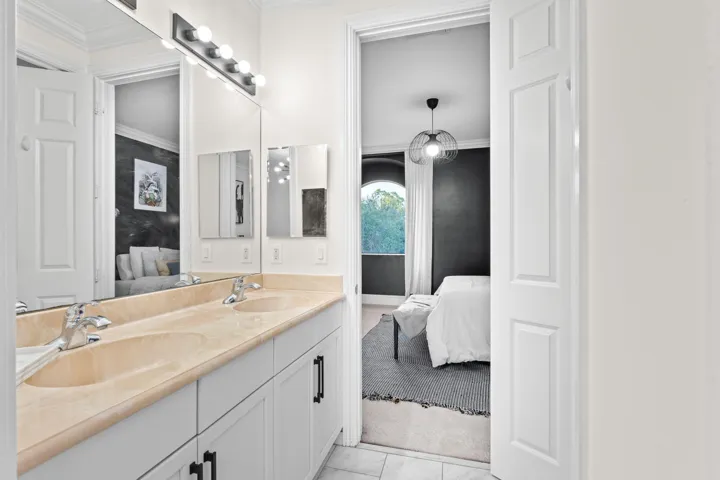 21-web-or-mls-A7403607