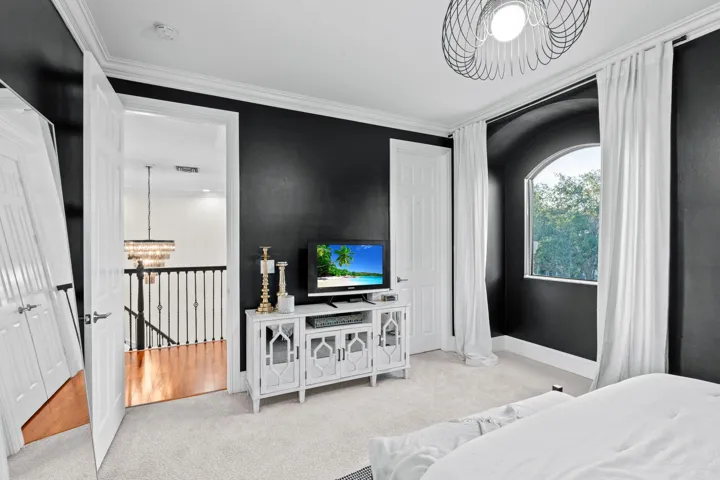 10-web-or-mls-A7403601