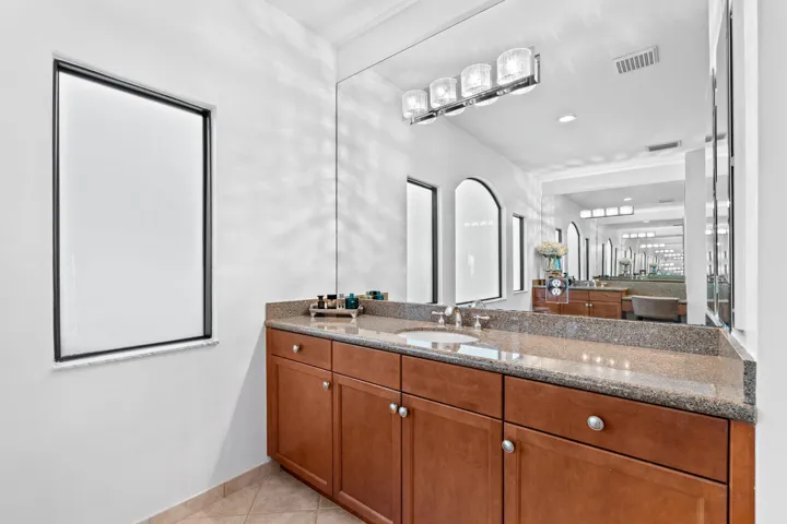 32-web-or-mls-A7403532
