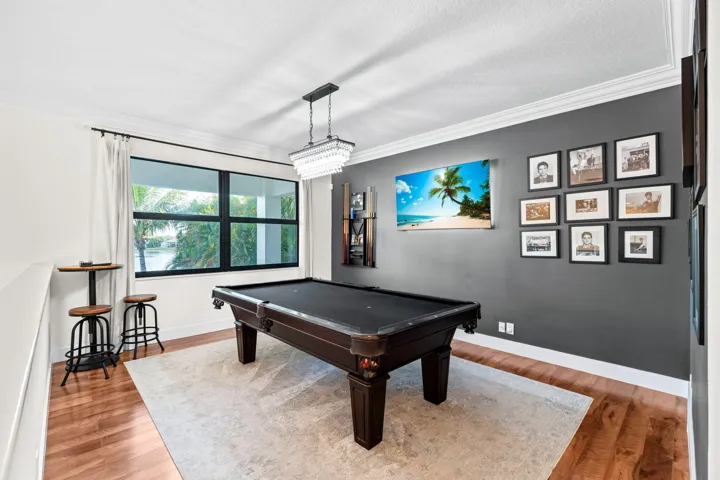17-web-or-mls-A7403571