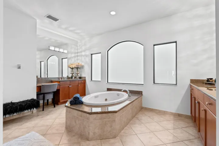 34-web-or-mls-A7403526