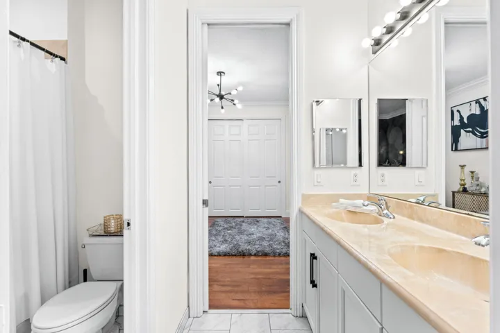 22-web-or-mls-A7403604