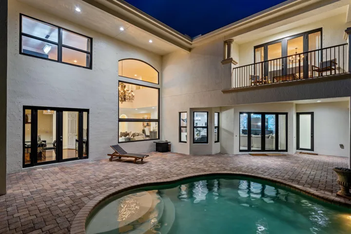 97-web-or-mls-A7403622
