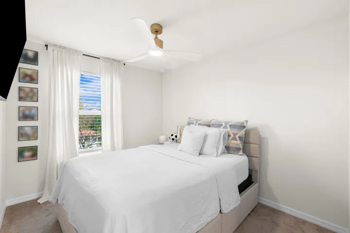 22-web-or-mls-2906 Olivia Ave, Oakland P