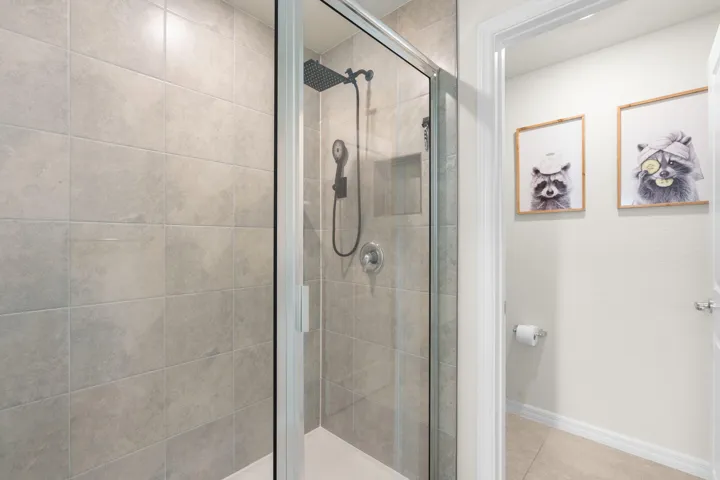 32-web-or-mls-2906 Olivia Ave, Oakland P