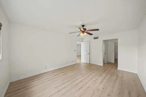 9 Primary Bedroom (3)