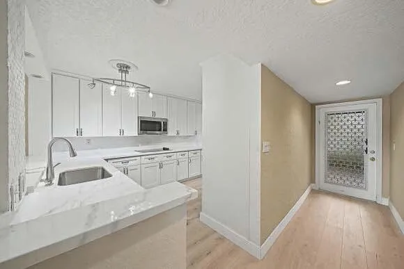 4 Kitchen (2) (1)