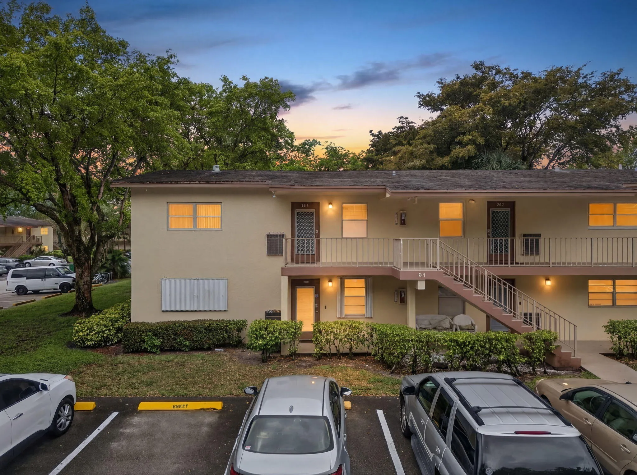 Top Floor Corner Unit