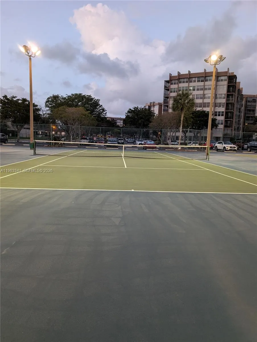 Tennis Courts in Park Place Community