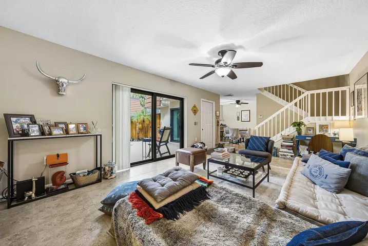 015-271527thCourt-Jupiter-FL-33477-SMALL