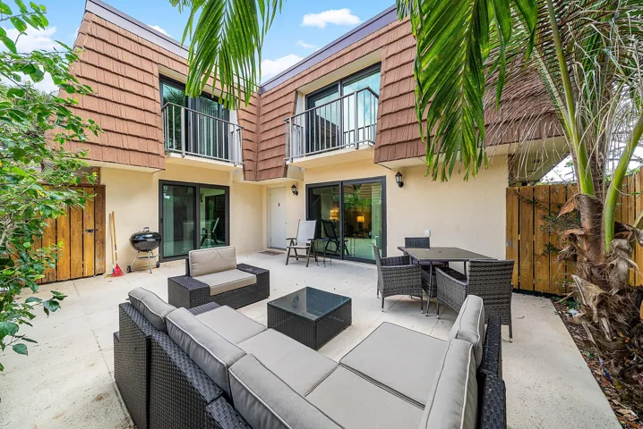 007-271527thCourt-Jupiter-FL-33477-SMALL