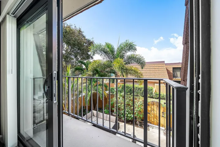 028-271527thCourt-Jupiter-FL-33477-SMALL
