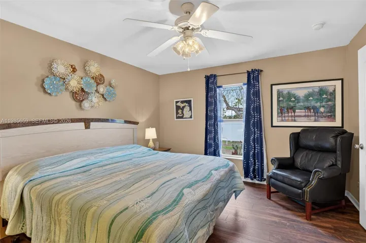 Spacious primary suite