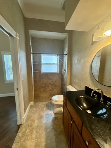 Guest Bathroom 2.